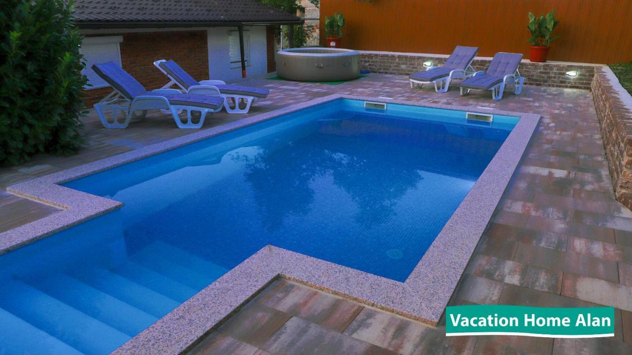 Vacation Home Alan 2 Kulen Vakuf Exterior photo